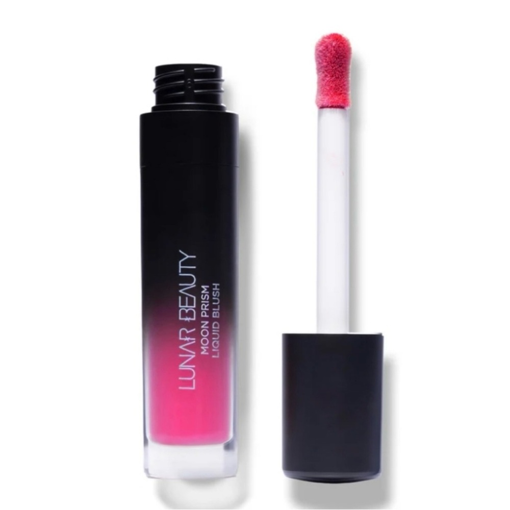 Lunar Beauty Moon Prism Liquid Blush fuego fuchsia